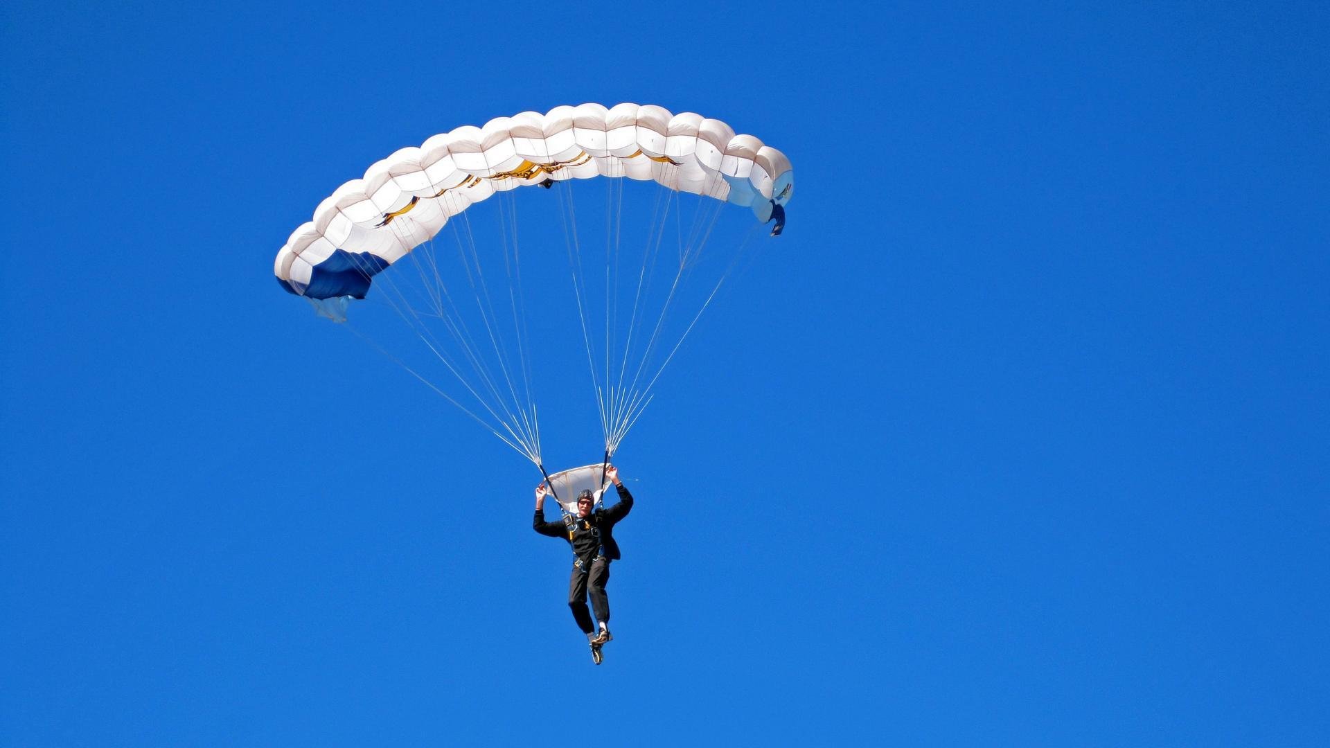 电子竞技全球赛事综述，电子竞技全球赛事综述论文